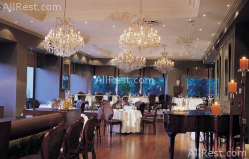 Divani Caravel Hotel 4